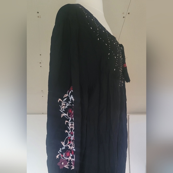 Style & Co Embroidered Blouse - Picture 3 of 8